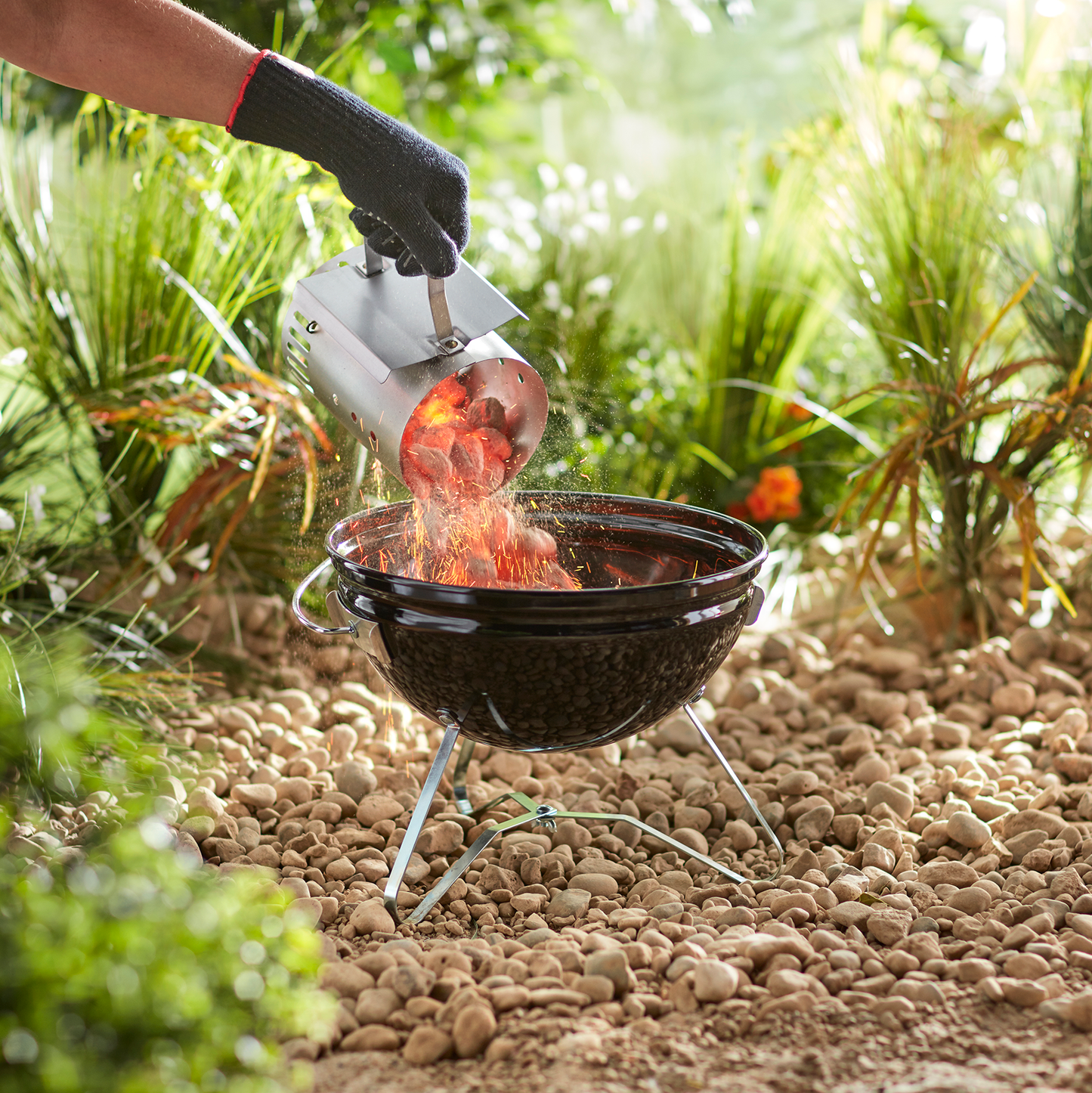 Chimenea iniciadora de carbón compacta