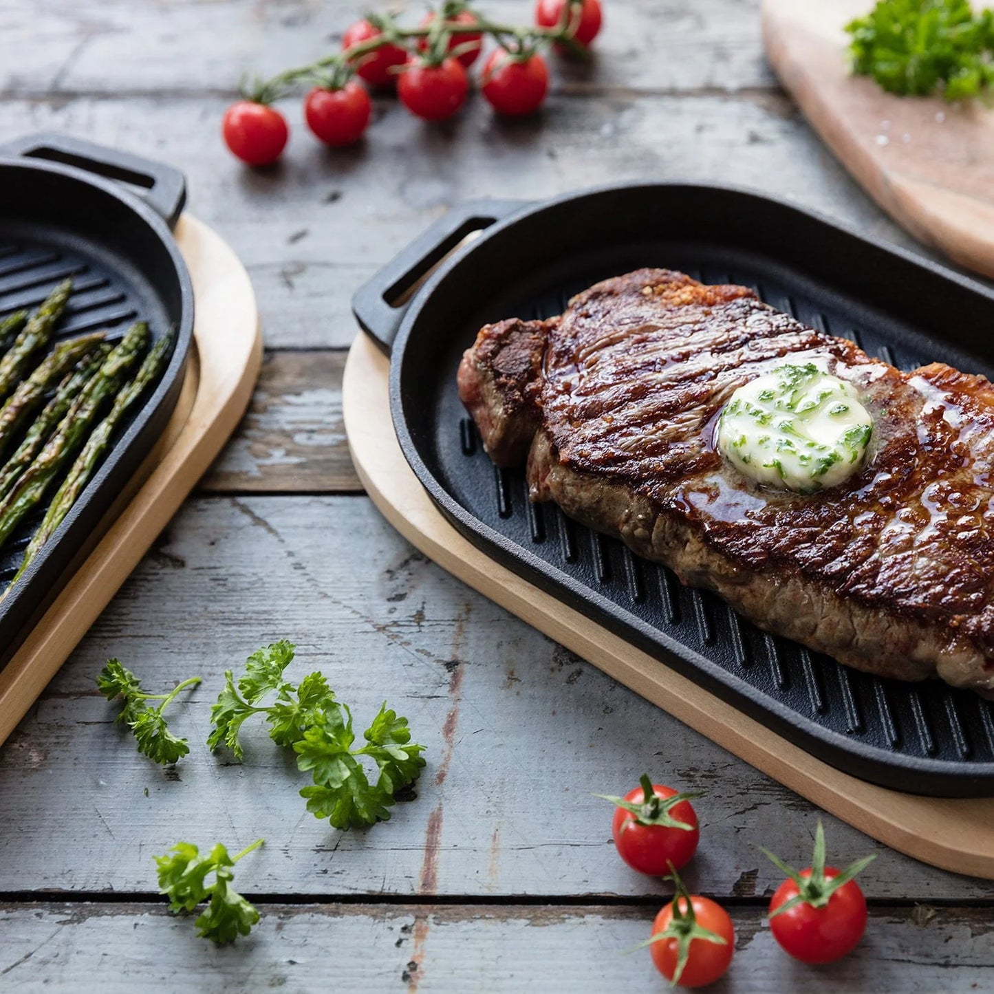 Grizzler Pan with Removable Handle