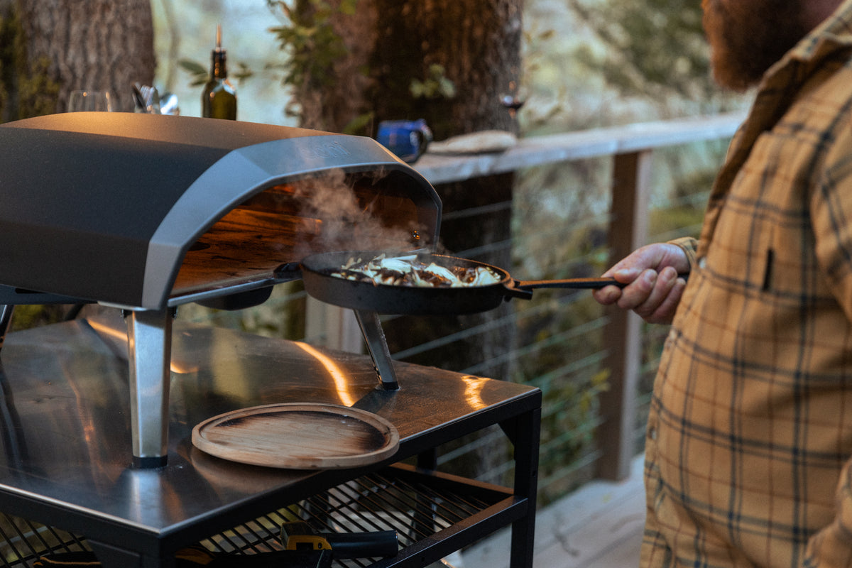 Grizzler Pan with Removable Handle