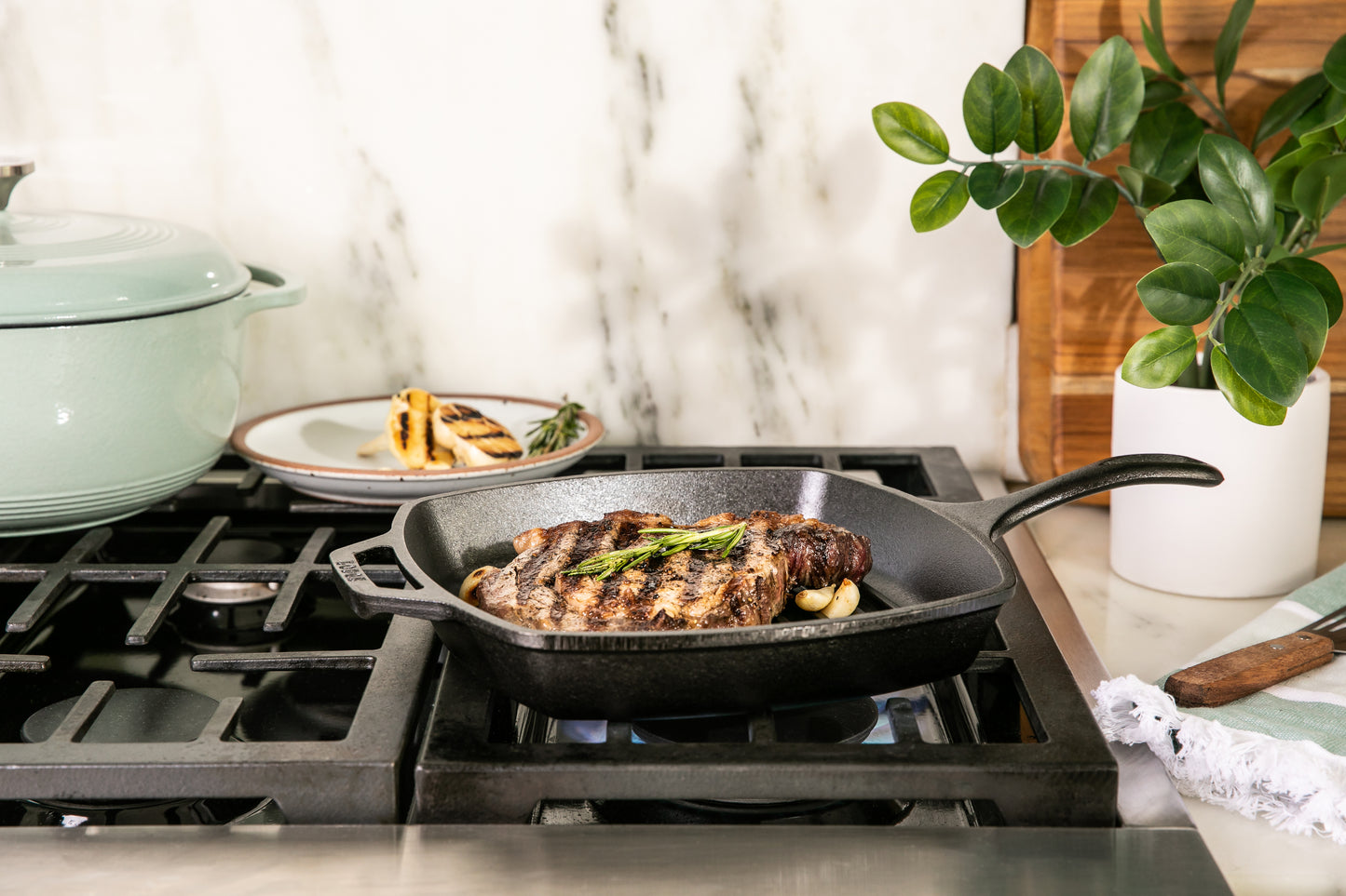 10.5" Square Cast Iron Grill Pan
