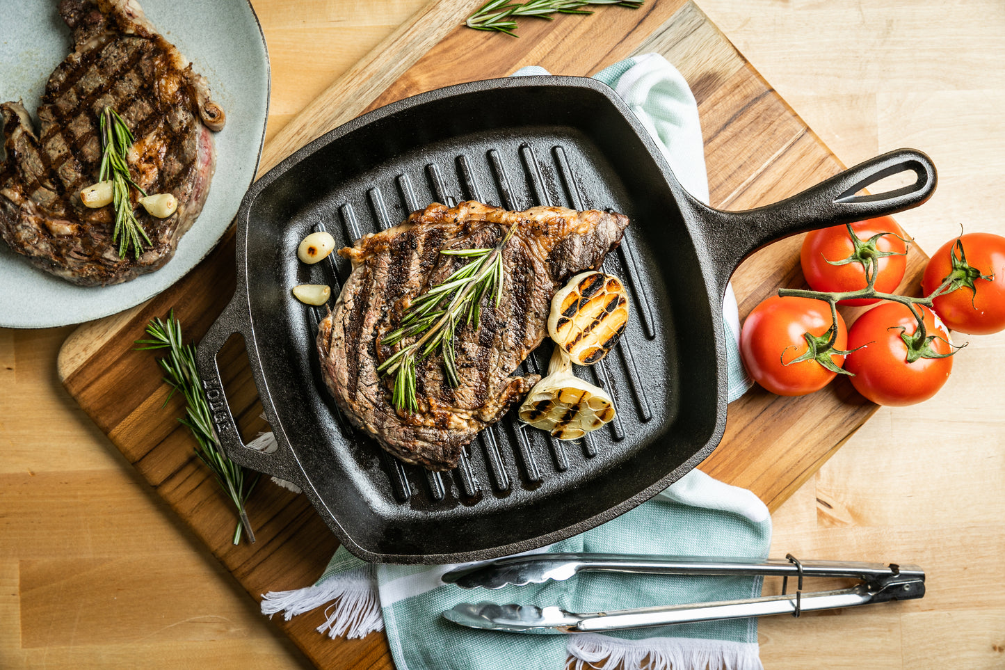 10.5" Square Cast Iron Grill Pan