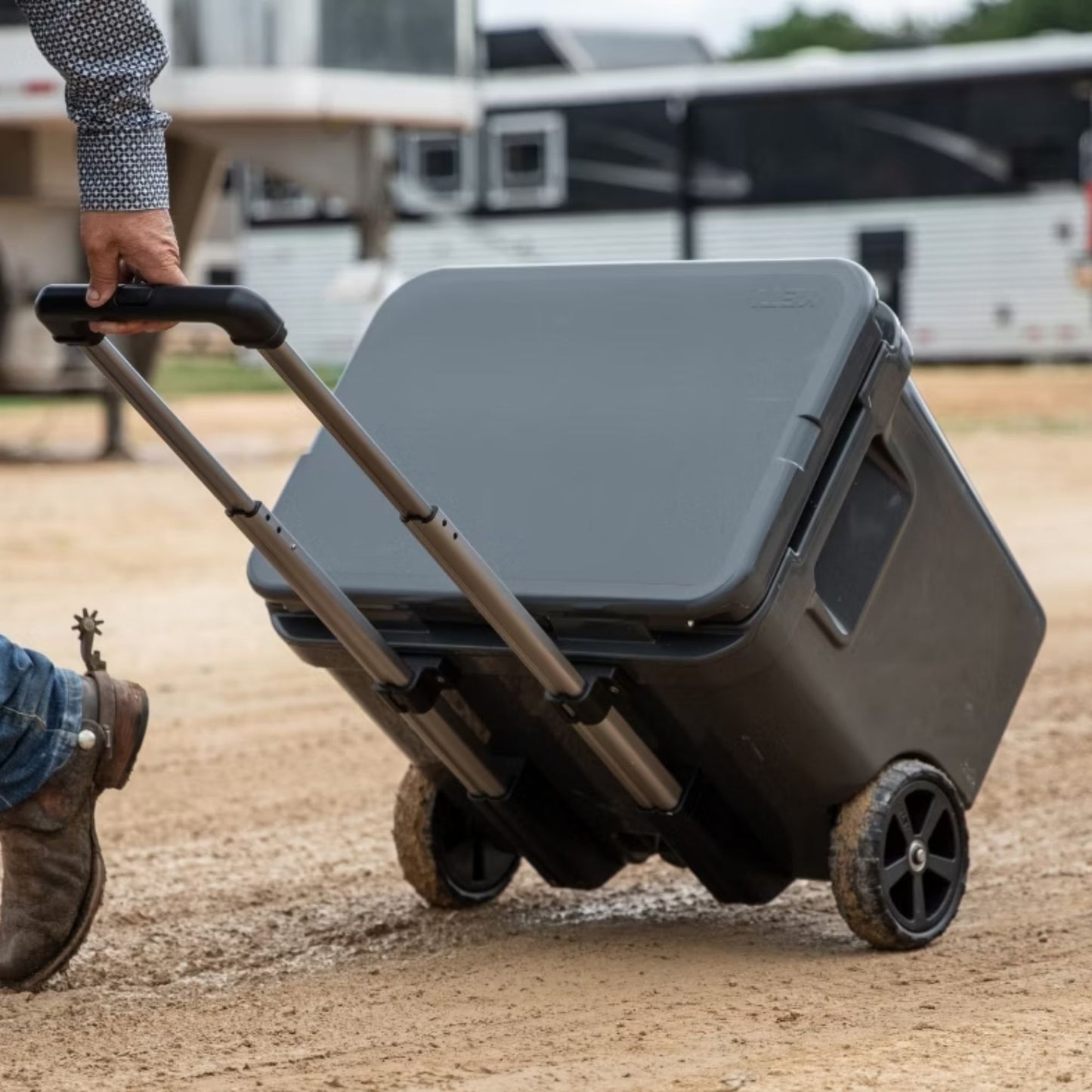 Roadie 60 Wheeled Cooler