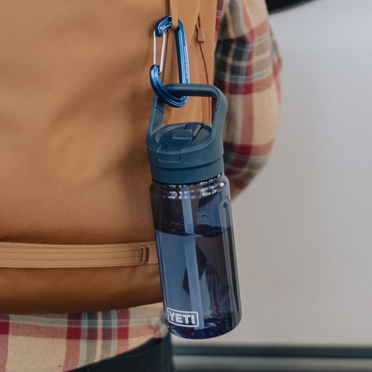 Yonder 20 oz / 0.6 L Straw Water Bottle